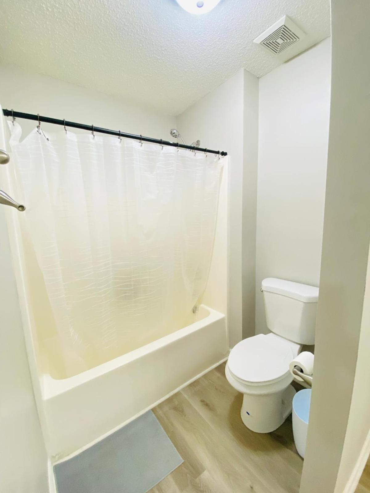 Private Room & Bathroom Close To Downtown RaleighRaleigh  Kültér fotó